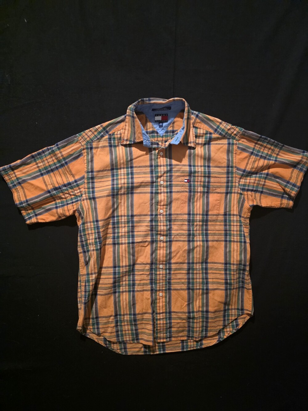 Tommy Hilfiger Shirt Men's Medium Plaid Short Sleeve Causal Shirt